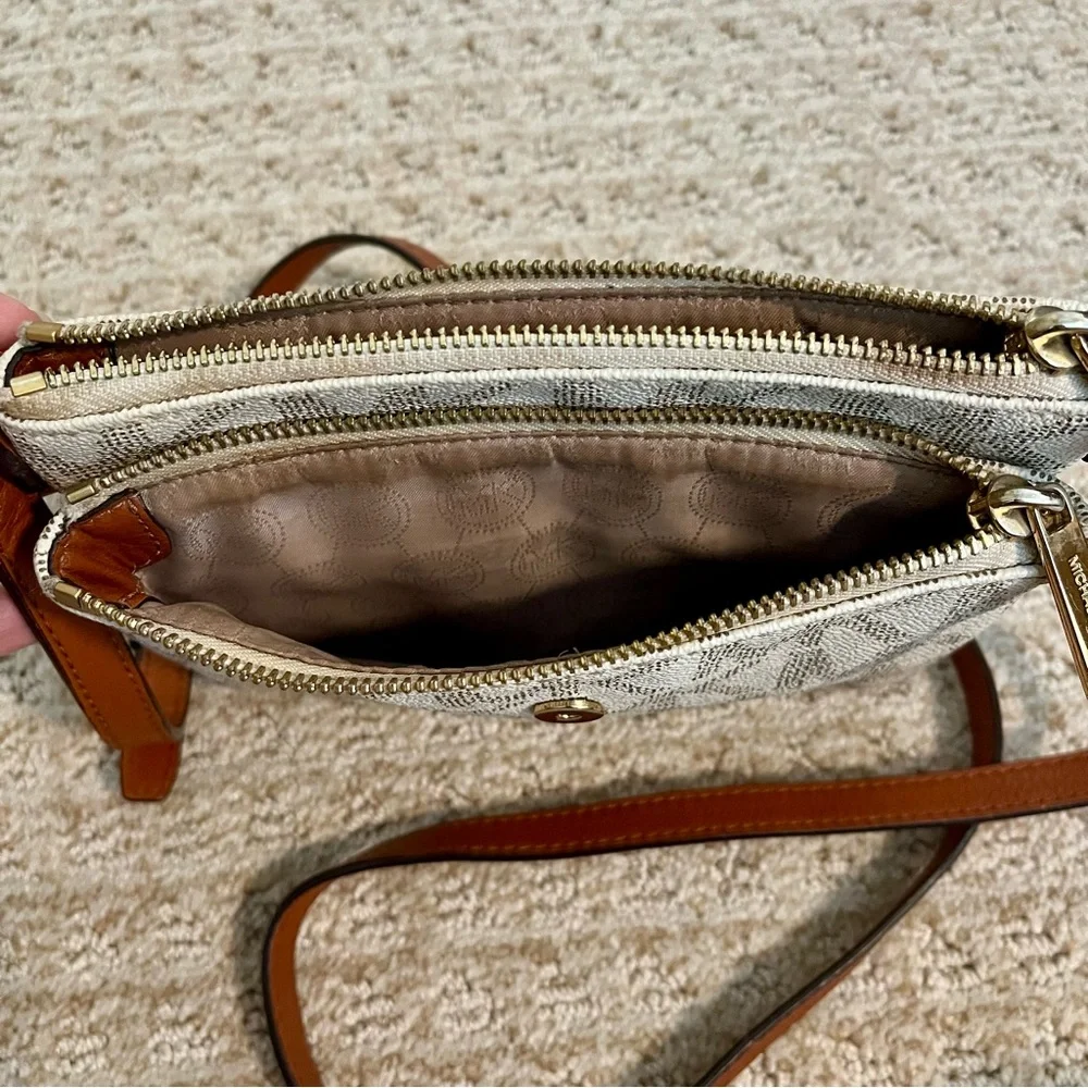 MICHAEL KORS Fulton Small White Saffiano Leather Crossbody Purse MK monogram - Picture 11 of 16